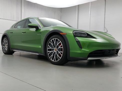 Certified 2022 Porsche Taycan 4S AWD/4WD image 9