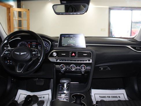 Used 2019 Genesis G70 2.0T Advanced w/ Elite Package RWD image 15