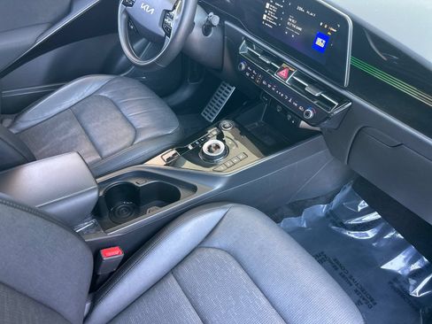 Used 2023 Kia Niro Wave FWD image 16