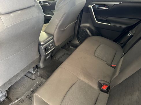 Certified 2025 Toyota RAV4 SE w/ Convenience Package AWD/4WD image 11