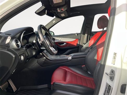 Used 2022 Mercedes-Benz GLC 43 AMG 4MATIC image 9