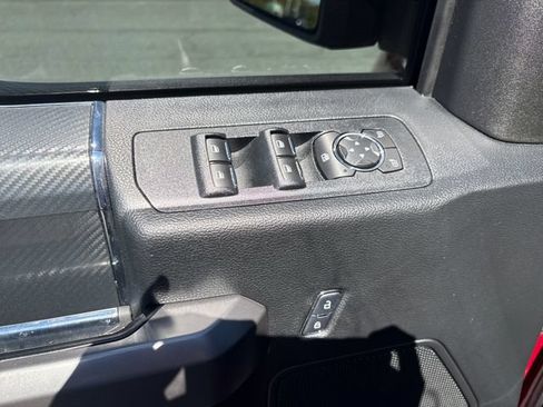 Used 2019 Ford F150 XLT w/ Equipment Group 302A Luxury AWD/4WD image 18