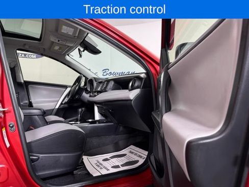 Used 2017 Toyota RAV4 XLE FWD image 18