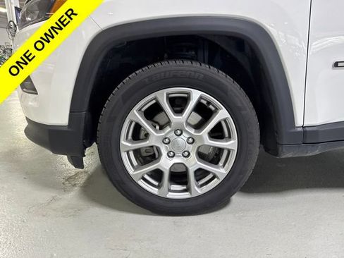 Used 2022 Jeep Compass Latitude AWD/4WD image 10