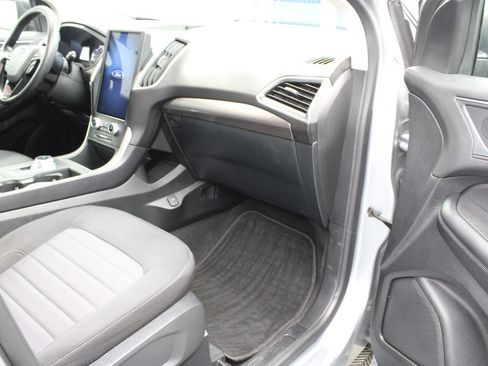 Used 2024 Ford Edge SE AWD/4WD image 32
