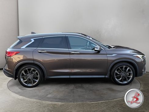 Used 2019 INFINITI QX50 Essential w/ Sensory Package AWD/4WD image 8