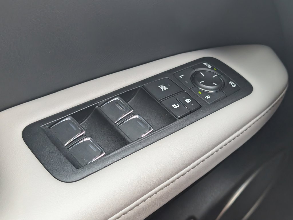 Used 2018 Lexus RX 350 FWD w/ Premium Package image 16