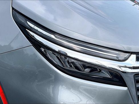 Used 2024 Chevrolet Equinox LT AWD/4WD image 29