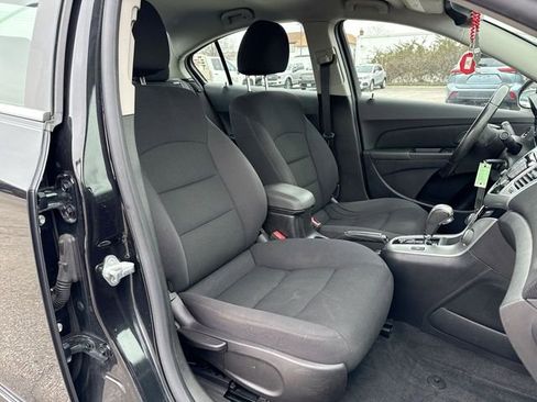 Used 2013 Chevrolet Cruze LT w/ RS Package image 24