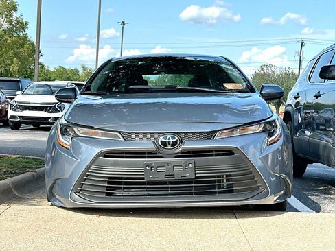 Used 2026 Toyota Corolla LE FWD image 2