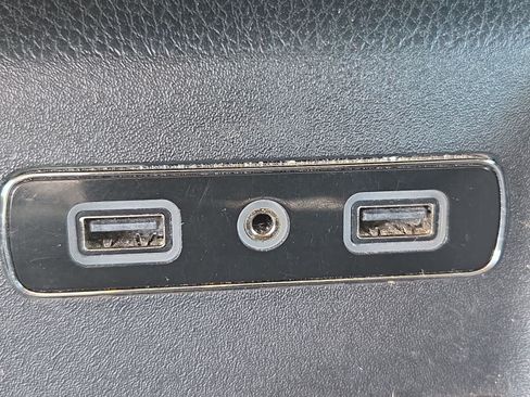 Used 2018 Dodge Durango SXT w/ 3rd Row Seating Group RWD image 27