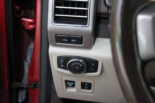 Used 2020 Ford F150 Limited AWD/4WD image 14