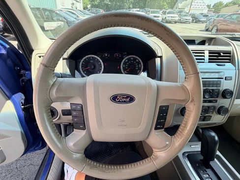 Used 2011 Ford Escape XLT w/ 201A Rapid Spec Order Code AWD/4WD image 10