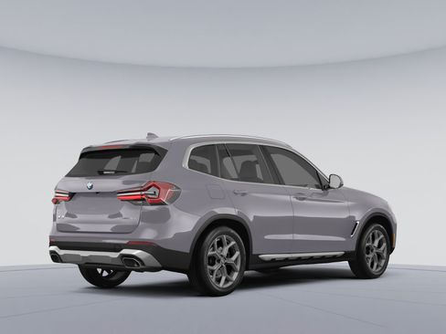 Used 2023 BMW X3 xDrive30i w/ Premium Package AWD/4WD image 3
