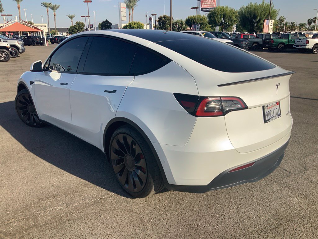 Used 2022 Tesla Model Y Performance AWD/4WD image 5