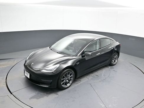 Used 2019 Tesla Model 3 Long Range image 34