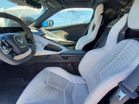 Used 2024 Chevrolet Corvette Stingray Preferred Cpe w/ 2LT RWD image 4