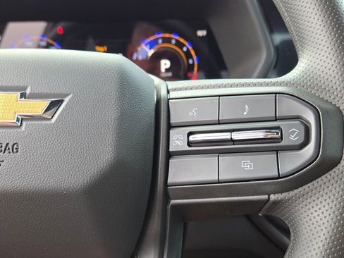 Used 2025 Chevrolet Colorado W/T image 28