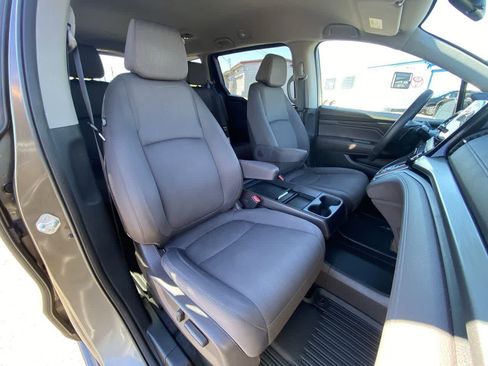 Used 2021 Honda Odyssey EX image 24