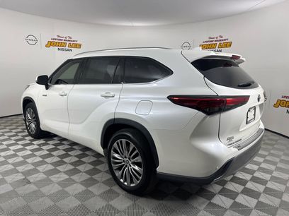 Used 2021 Toyota Highlander Platinum