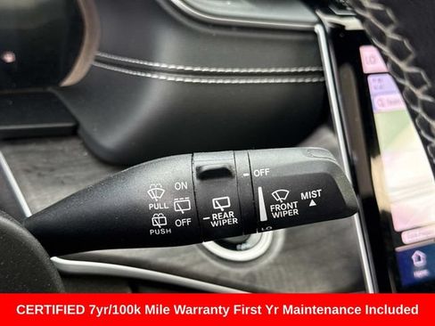 Used 2023 Jeep Grand Cherokee L Limited w/ Luxury Tech Group II AWD/4WD image 31