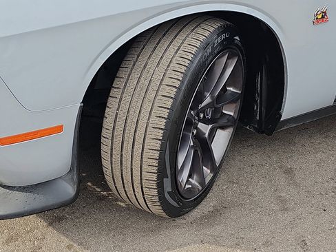 Used 2022 Dodge Challenger R/T Scat Pack w/ Plus Package image 33