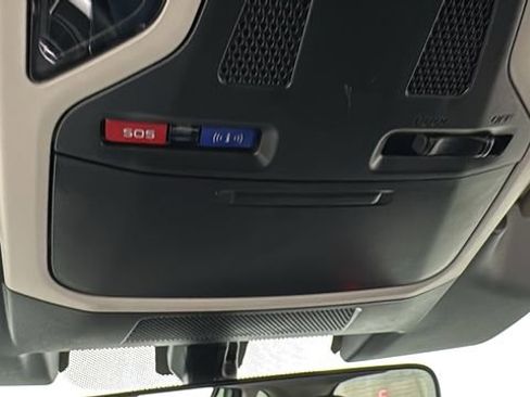 Certified 2025 Subaru Outback Premium image 35