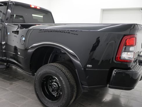 Used 2024 RAM 3500 Big Horn w/ Night Edition image 30