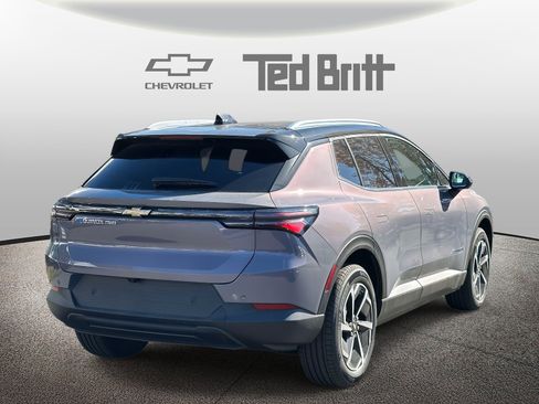 New 2026 Chevrolet Equinox EV LT image 4