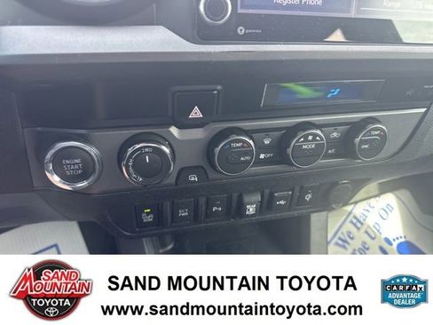 Used 2022 Toyota Tacoma TRD Off-Road w/ Technology Package image 22