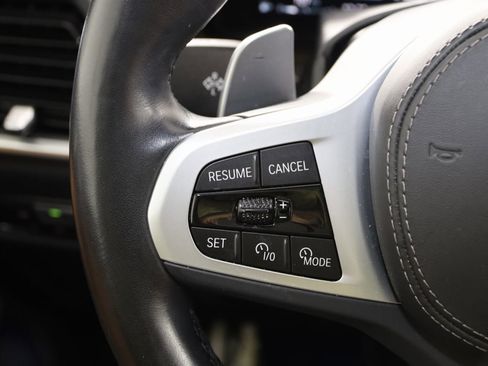 Used 2023 BMW X7 xDrive40i w/ M Sport Package image 43