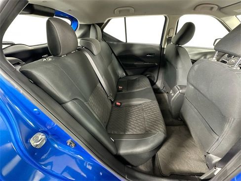 Used 2021 Nissan Kicks SV image 24