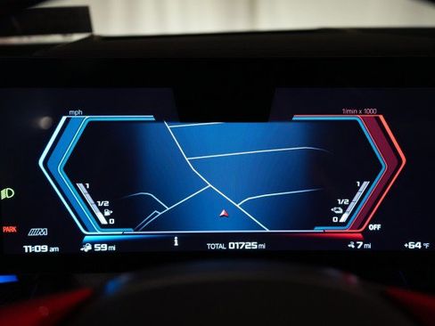 Used 2025 BMW M5 w/ Executive Package image 39