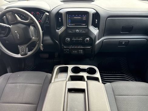 Used 2021 Chevrolet Silverado 1500 Custom Trail Boss AWD/4WD image 18