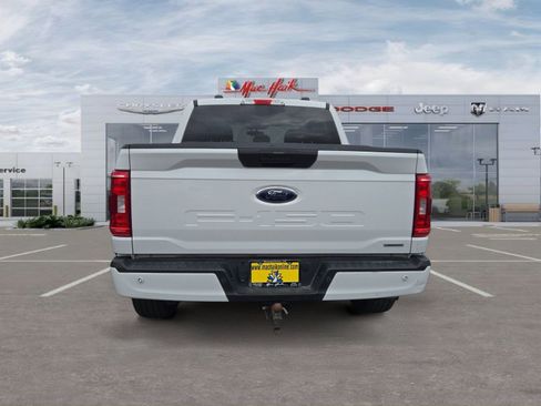 Used 2021 Ford F150 XL w/ STX Appearance Package RWD image 4