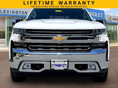 Used 2022 Chevrolet Silverado 1500 LTZ w/ LTZ Premium Package AWD/4WD image 3