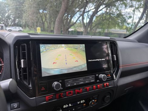Used 2026 Nissan Frontier PRO-4X AWD/4WD image 21
