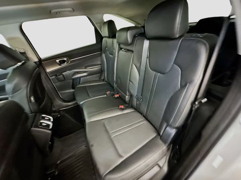 Used 2023 Kia Sorento S w/ Panoramic Sunroof Package AWD/4WD image 30