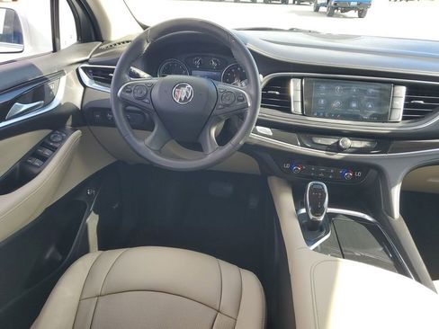 Used 2020 Buick Enclave Essence w/ Sound and Sites Package image 15