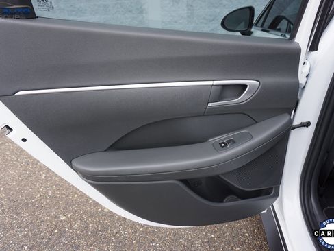 Used 2022 Hyundai Sonata SE image 18