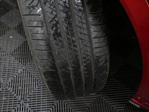 Used 2023 Cadillac XT6 Premium Luxury w/ Technology Package image 19