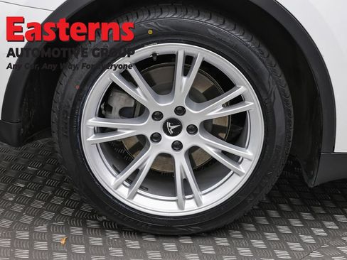 Used 2020 Tesla Model Y Long Range AWD/4WD image 23