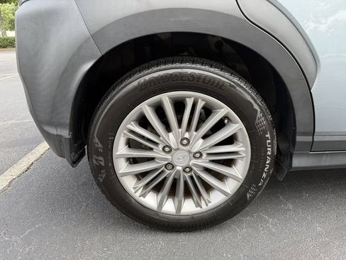 Used 2020 Hyundai Kona SEL Plus FWD image 39