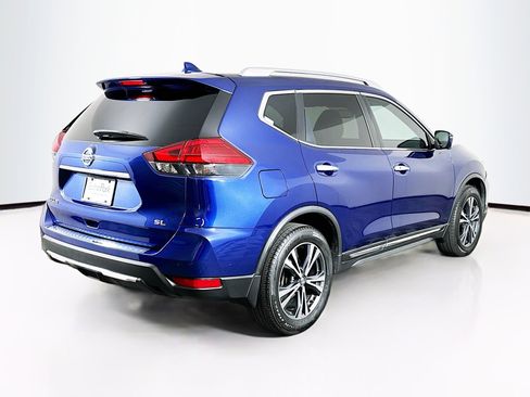 Used 2017 Nissan Rogue SL FWD image 9