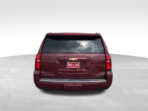 Used 2019 Chevrolet Suburban Premier AWD/4WD image 4