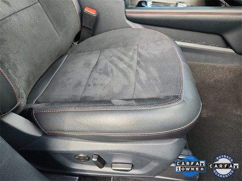 Certified 2025 Ford Explorer ST image 35