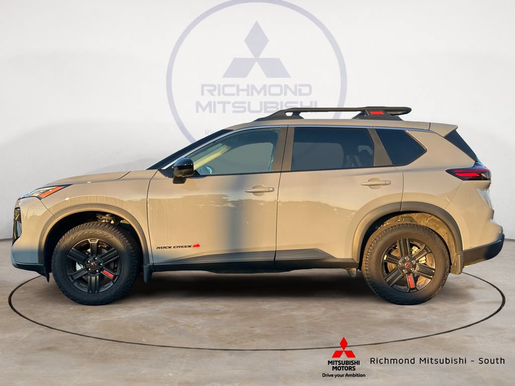 Used 2026 Nissan Rogue SV AWD/4WD image 6