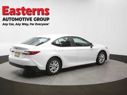 Used 2025 Toyota Camry LE FWD image 42