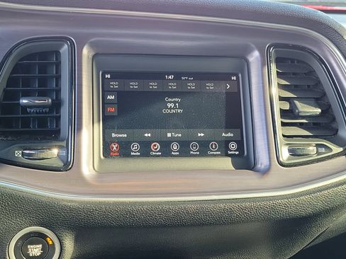 Used 2018 Dodge Challenger R/T image 22