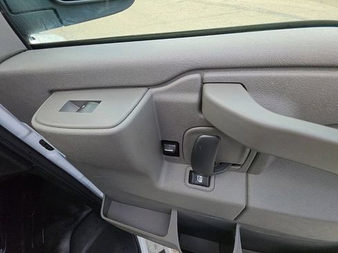 Used 2025 GMC Savana 2500 w/ Driver Convenience Package RWD image 38
